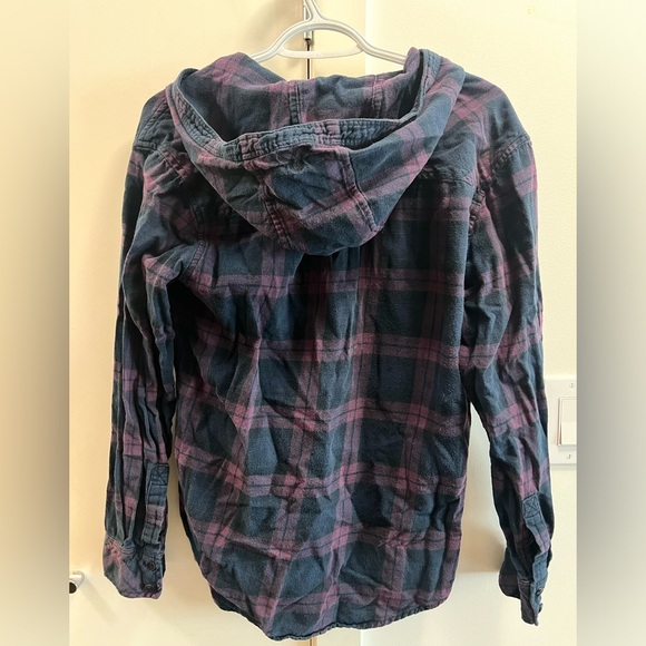 Aritiza TNA Plaid - Picture 2 of 6